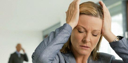 Devamlı Mide Bulantısı Belirtileri ve Tedavisi